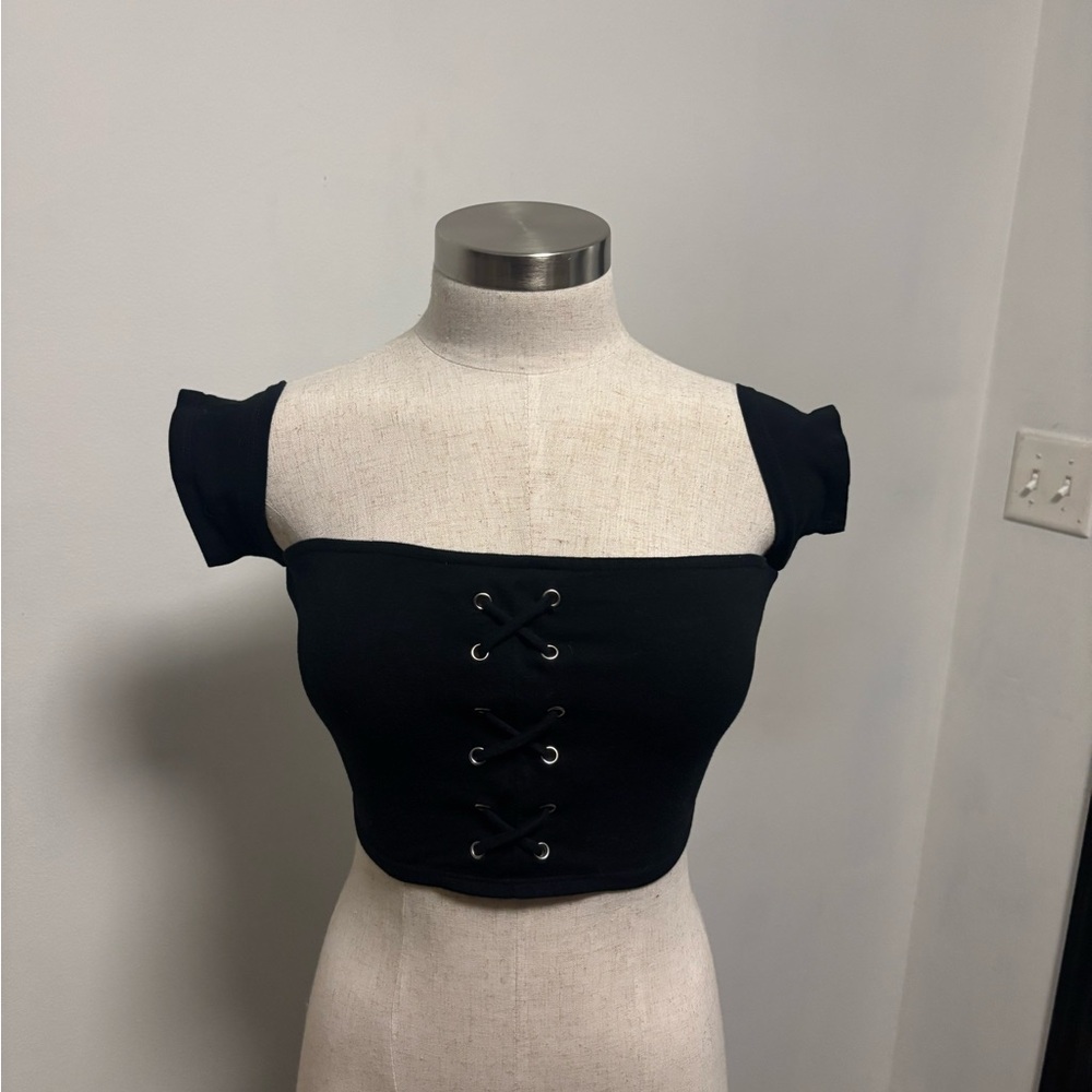 Bozzolo Black Lace-Up Crop Top